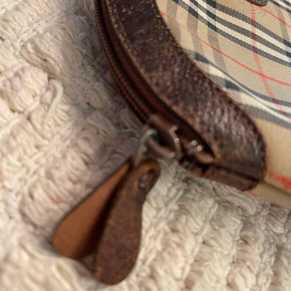 Vintage Burberrys’ cosmetic or travel pouch nova check beige /brown plaid - Picture 11 of 12